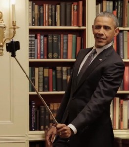 Mit bedruckten Selfie Sticks als Werbemittel bleibt Ihre Werbung im Kopf: großer, mehrfarbiger Logo-Druck & individuelle Produkt-Farbe
